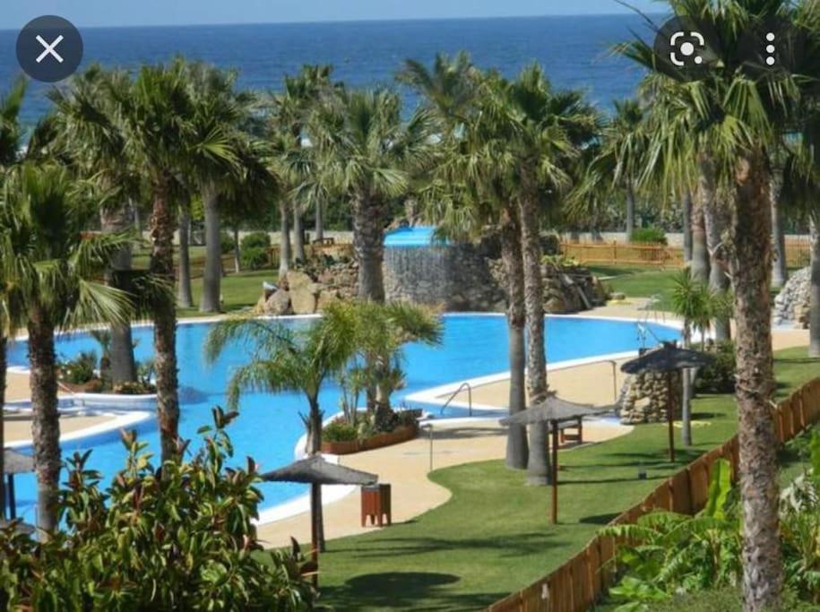 1Ra Linea Playa Zahara Atlanterra Piscina Parking Leilighet Zahara de los Atunes Eksteriør bilde